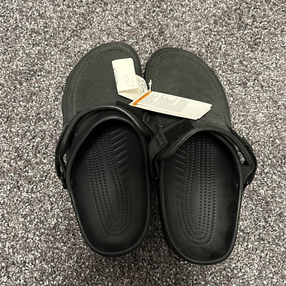 Men’s size 10 women’s 12 black “dress” crocs.